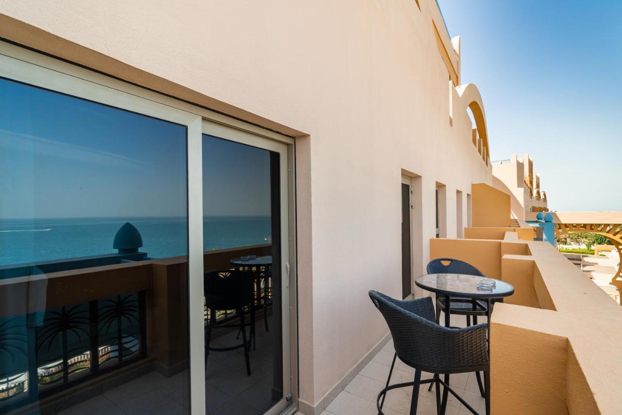 Simply Comfort In Sarai Palm Jumeirah Ντουμπάι Εξωτερικό φωτογραφία